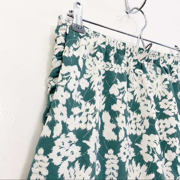 Lilyful Floral Skirt Green White - Picture 6 of 8